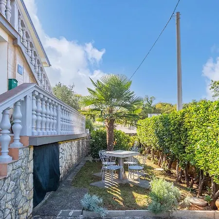 Apartment Beautiful In With 1 Bedrooms And Wifi *